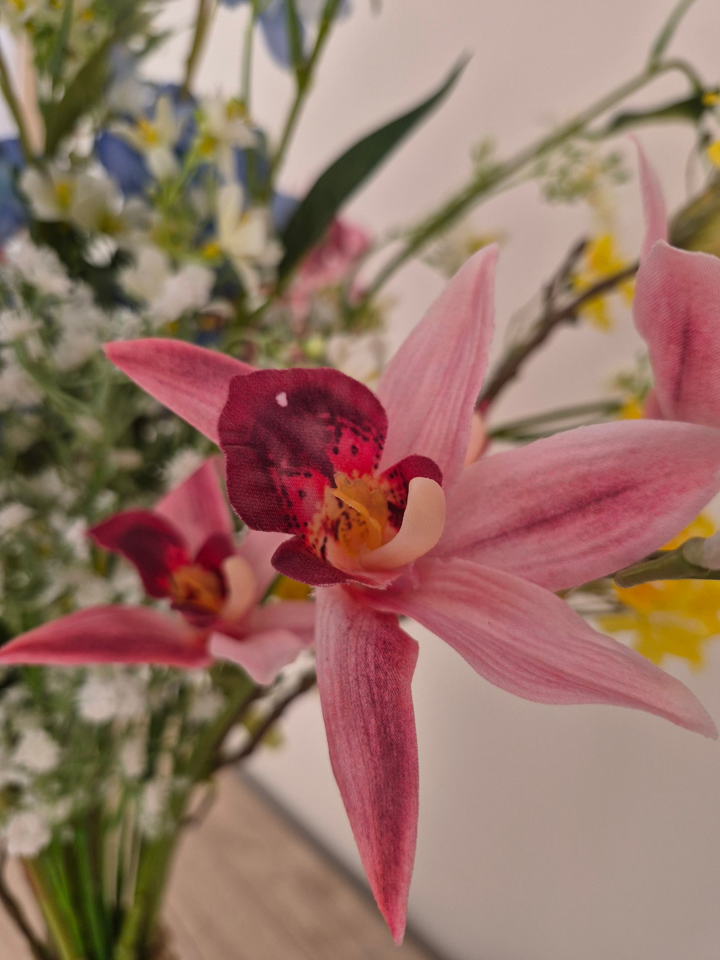 Sunny Casa, inclusief vaas