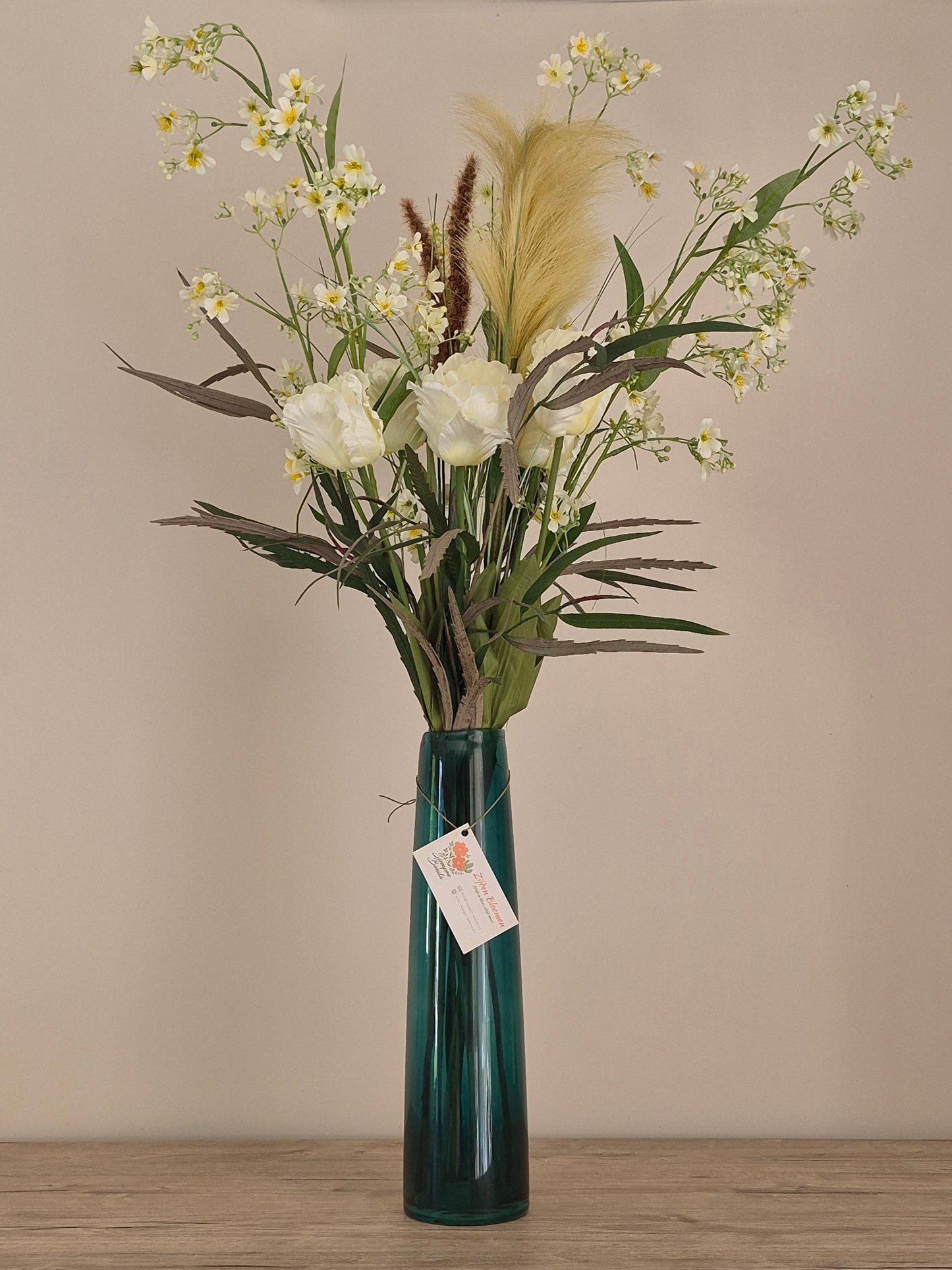 Elegance, inclusief vaas