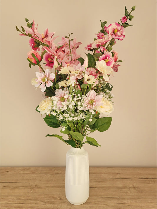 Romantische zomer, inclusief vaas